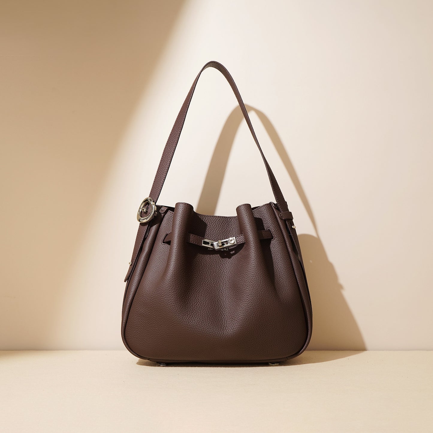Women's Large Capacity Niche Genuine Leather High-grade Shoulder Bags