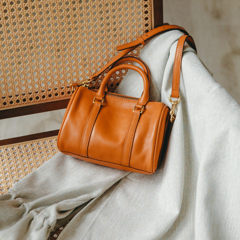 Women's Artistic Retro Handmade First Layer Cow Handbags