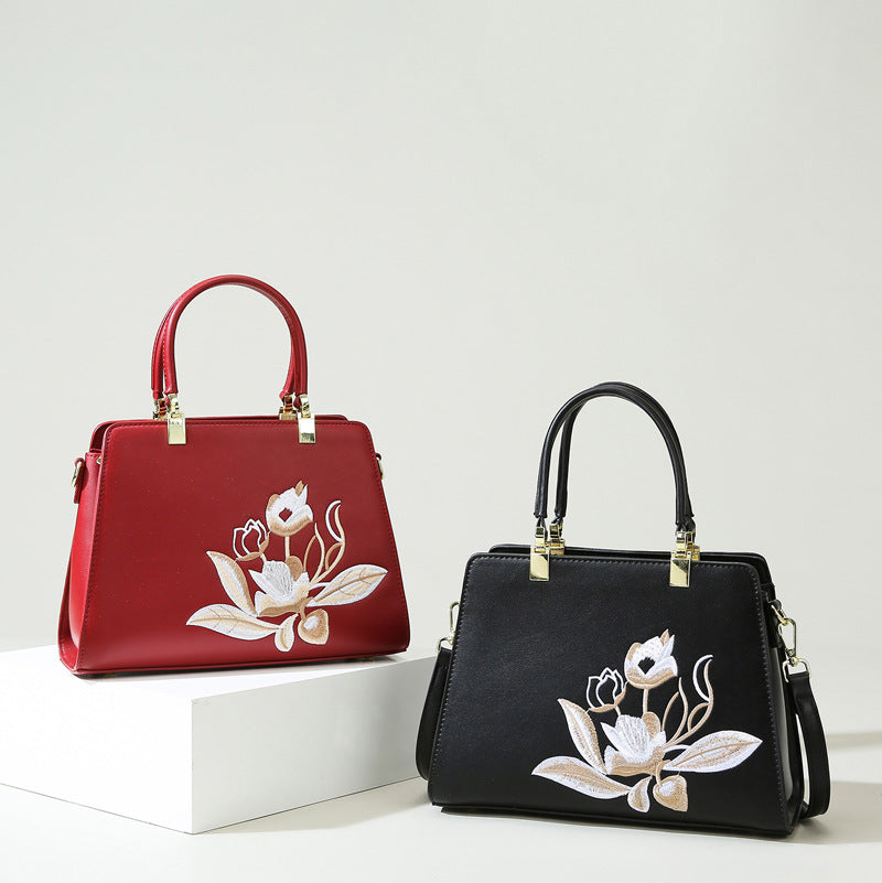 Women's Style Embroidery High-grade Light Luxury Large Capacity Handbags