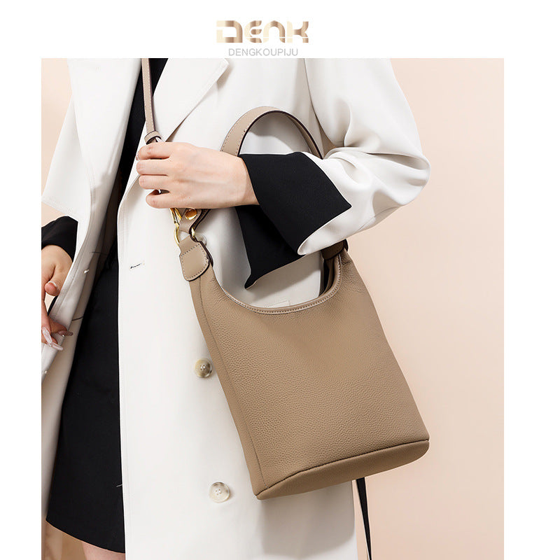 Women's Genuine Leather First Layer Cowhide Simple Crossbody Bags