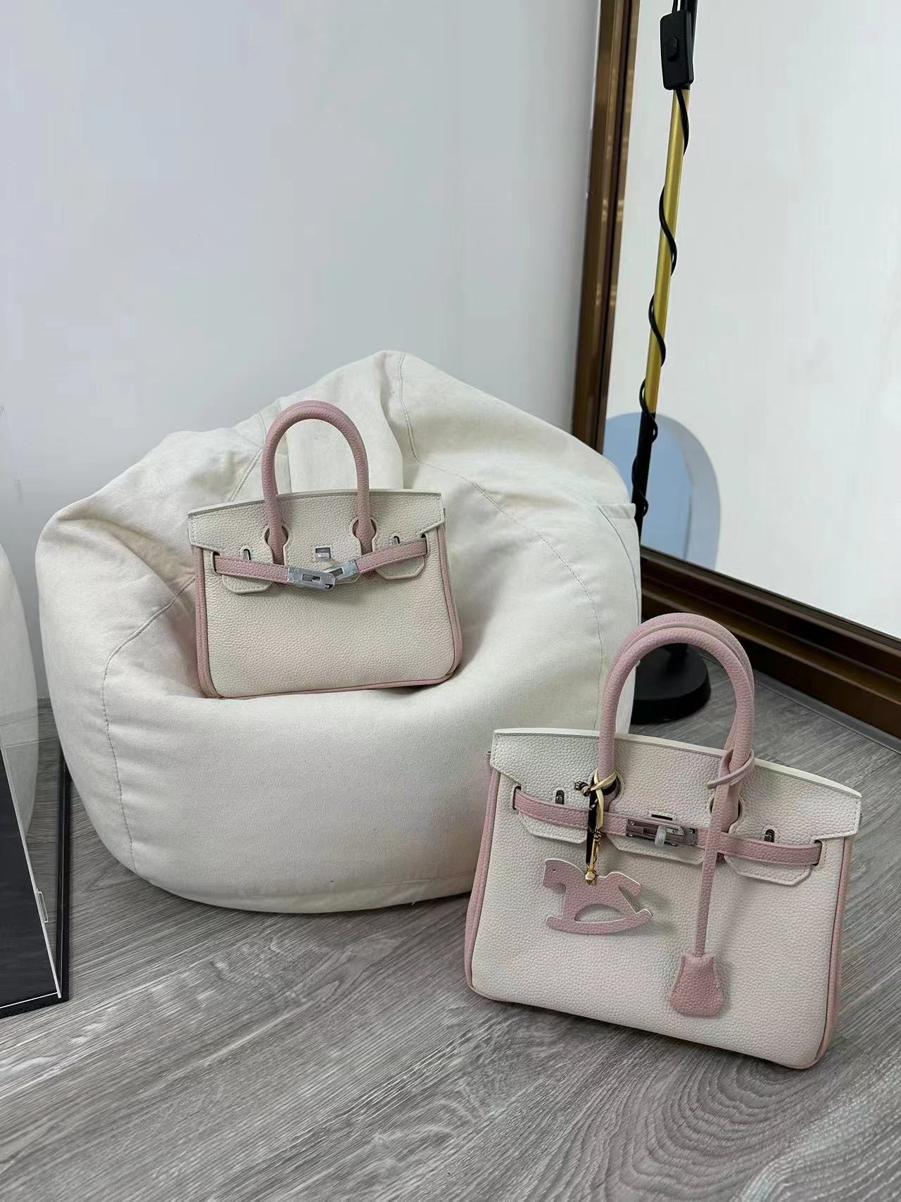 Women's Platinum High-grade Contrast Color Sier Good-looking Crossbody Bags