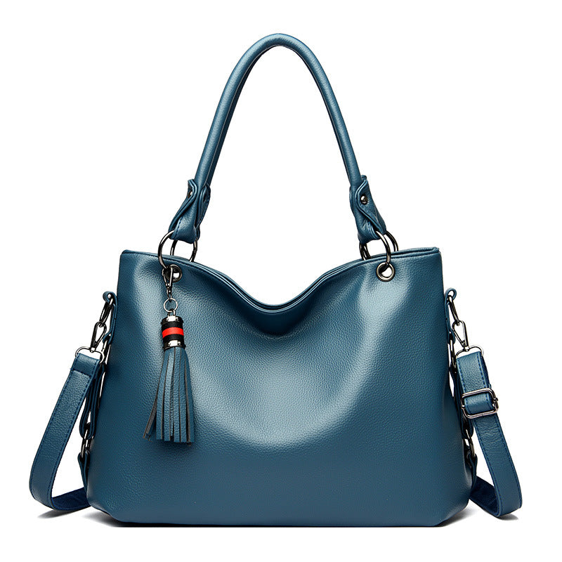 Women's Classic Large Capacity Underarm Four-way Handbags