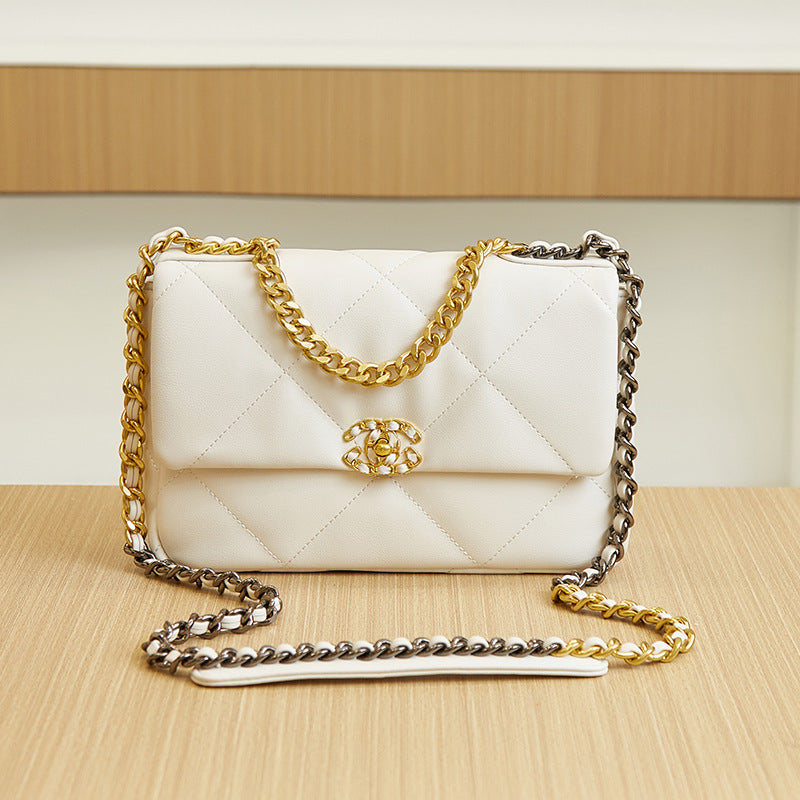 Women's Cloud Genuine Leather Diamond Chain Mouth Cover Crossbody Bags