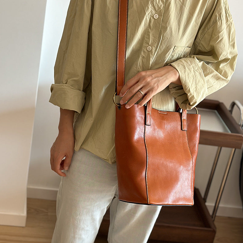 Top Layer Leather Simple Genuine Mother Retro Leisure Handbags