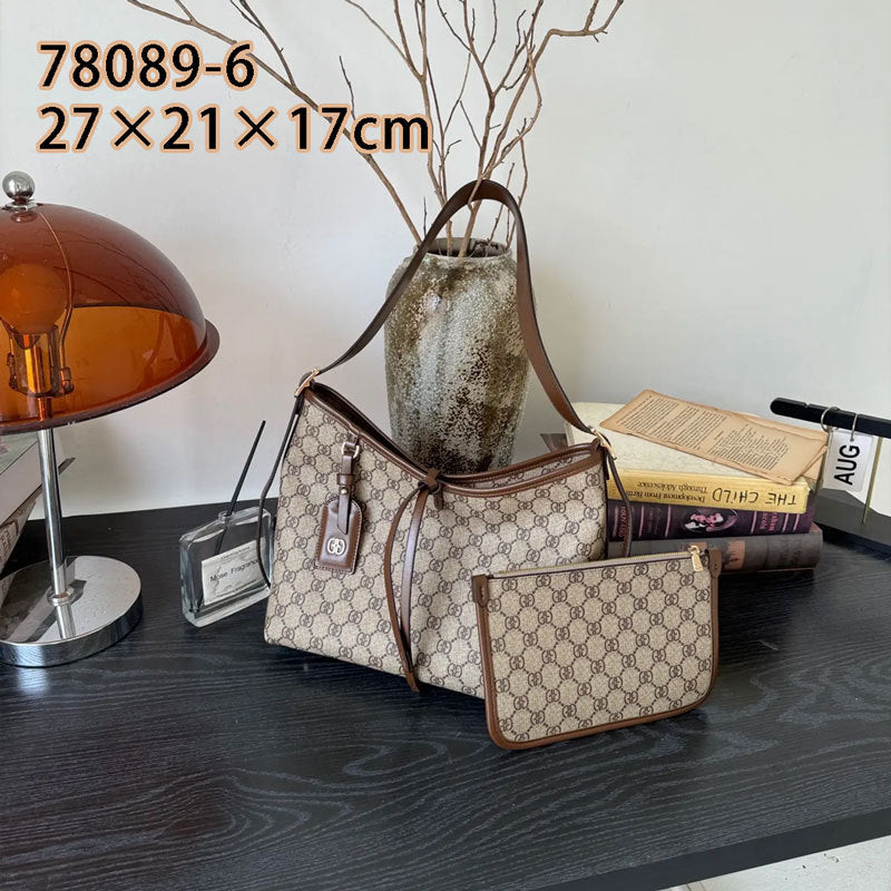 Women's Fashion Series Large Capacity Difference Saddle Shoulder Bags