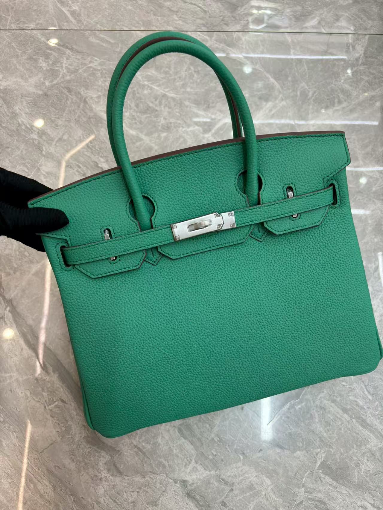 Women's Milkshake White Lychee Pattern First Layer Bags