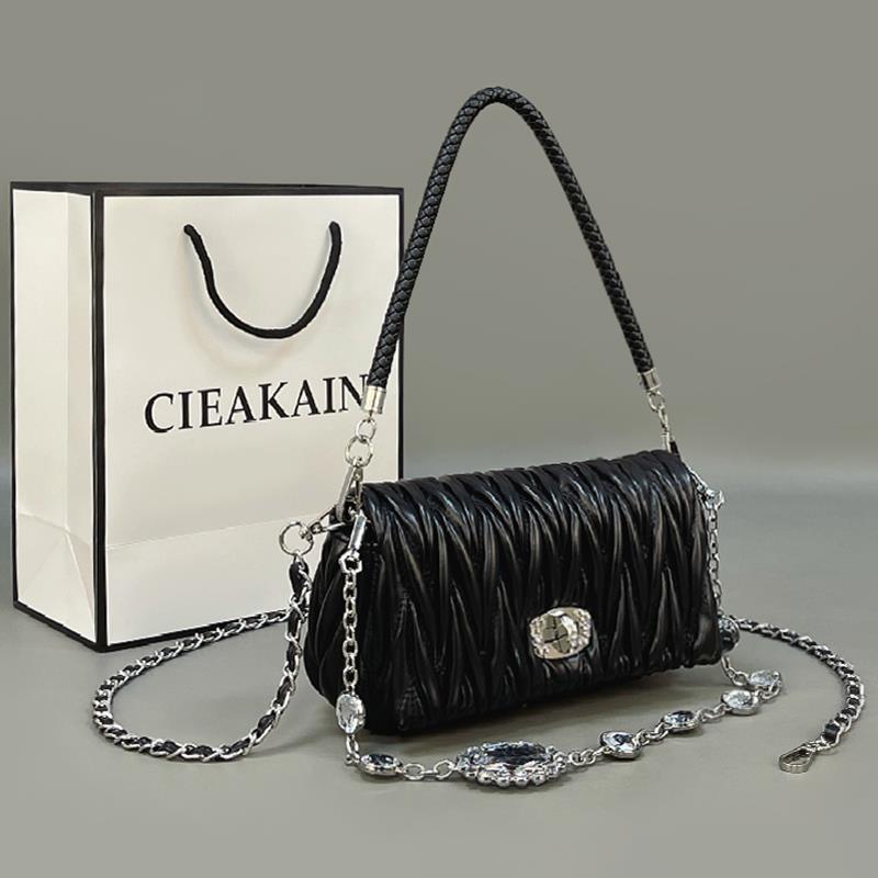 Women's Winter Fresh Sweet Leather Hand Carrying Luggage