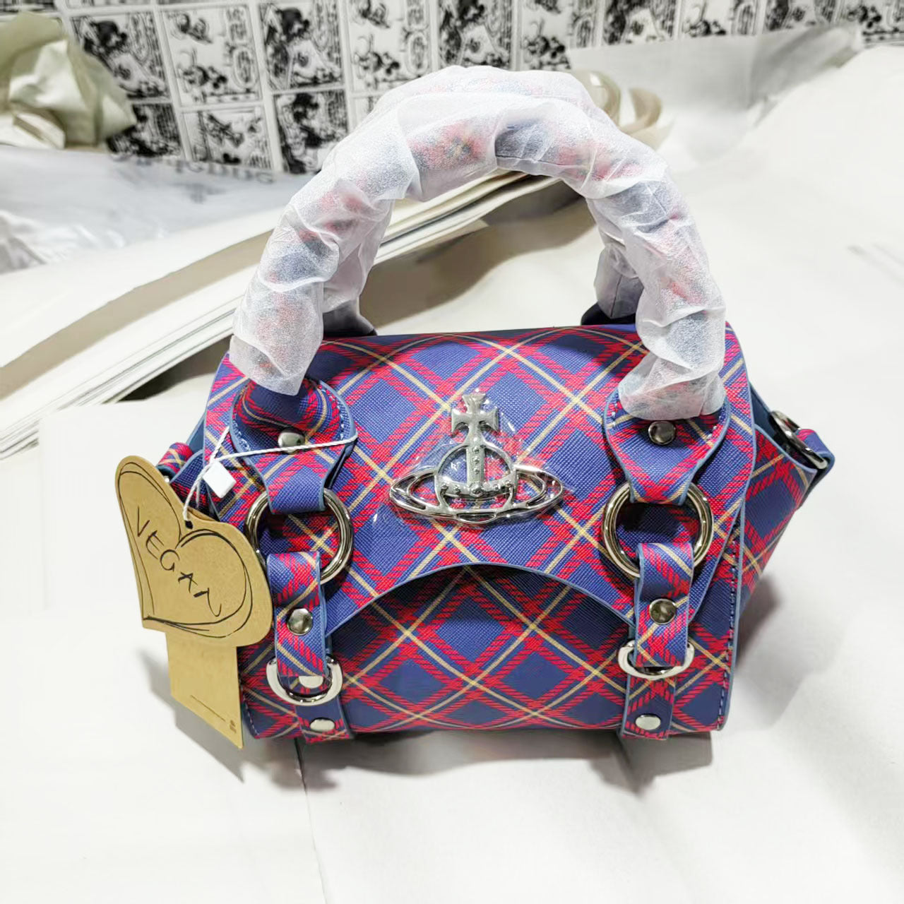 Queen Mother's Female Saturn Crocodile Pattern Patent Crossbody Bags