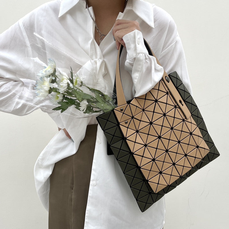 Women's Plaid Kangaroo Styled Rhombus Matte Color Shoulder Bags