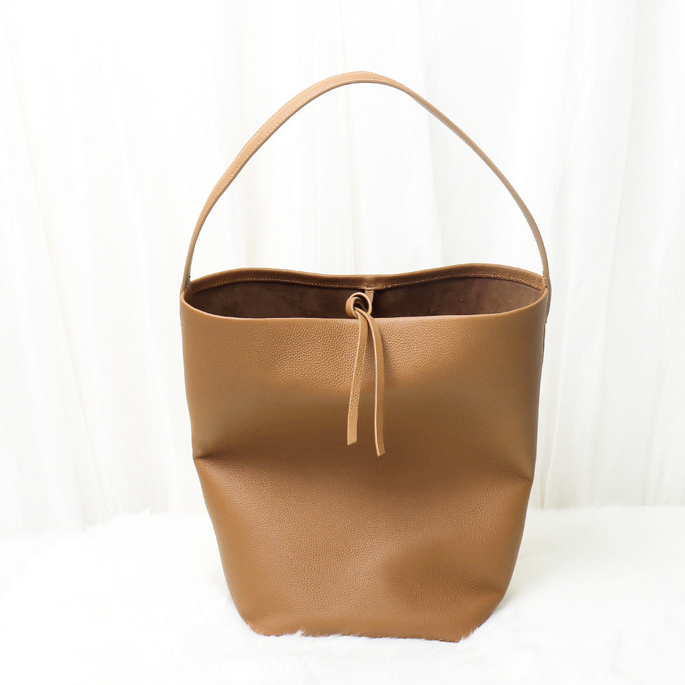 Style Genuine Leather Large Capacity One Shoulder Bags
