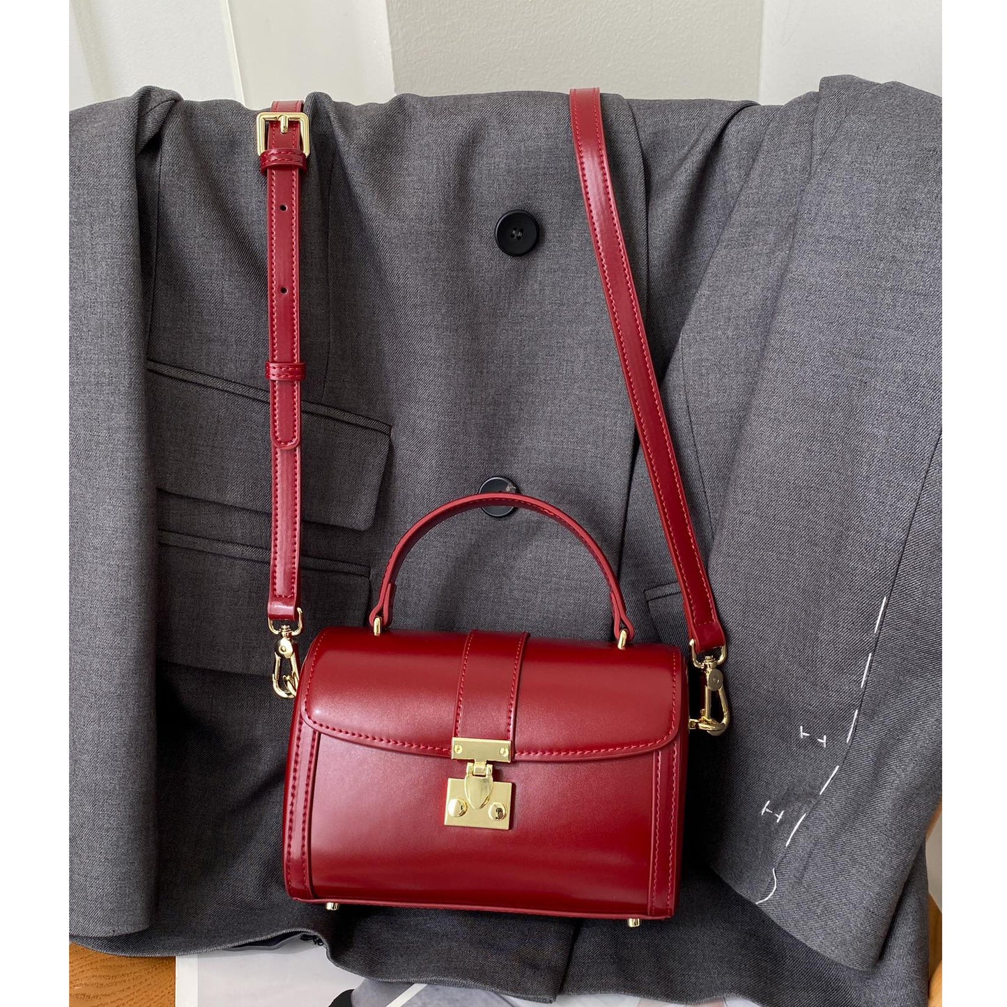 Women's High-grade Exquisite Niche Box Fashion Shoulder Bags