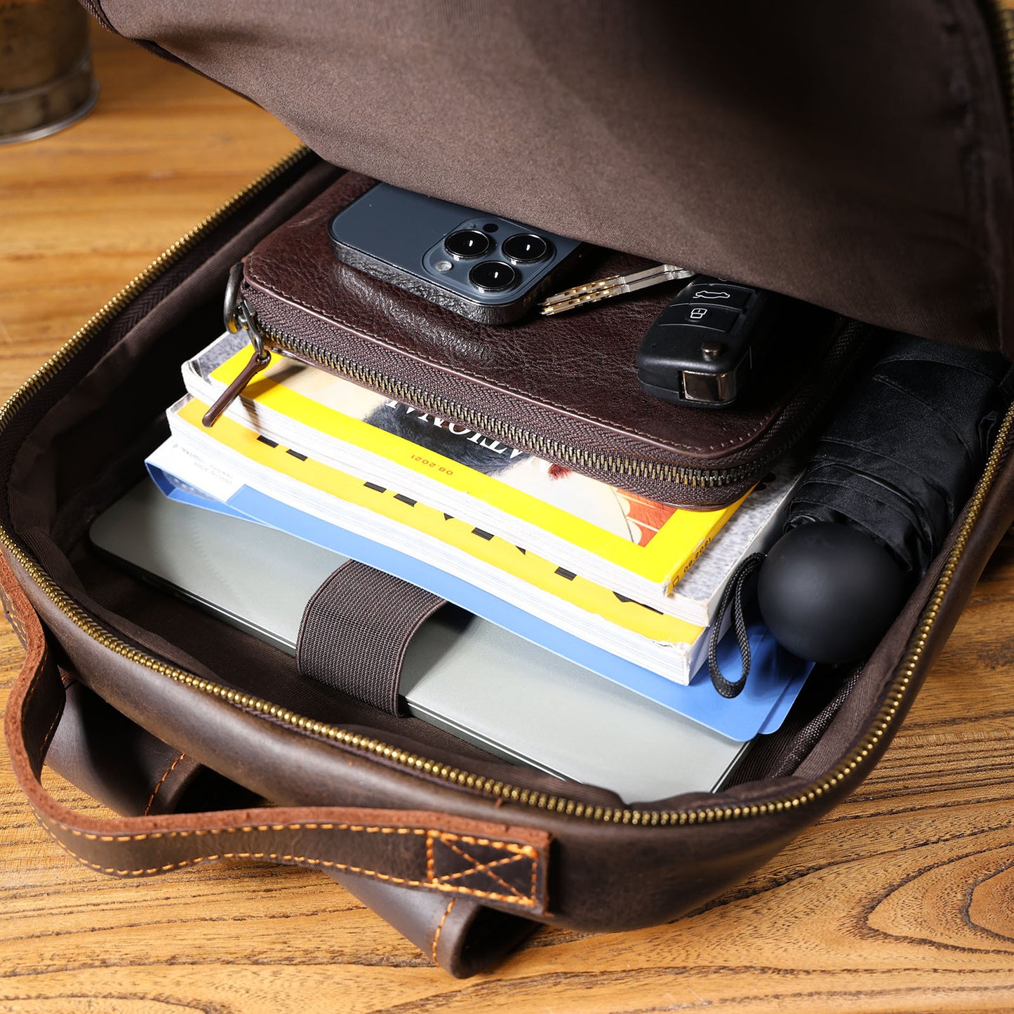 Men's Crazy Horse Leather First Layer Cowhide Backpacks