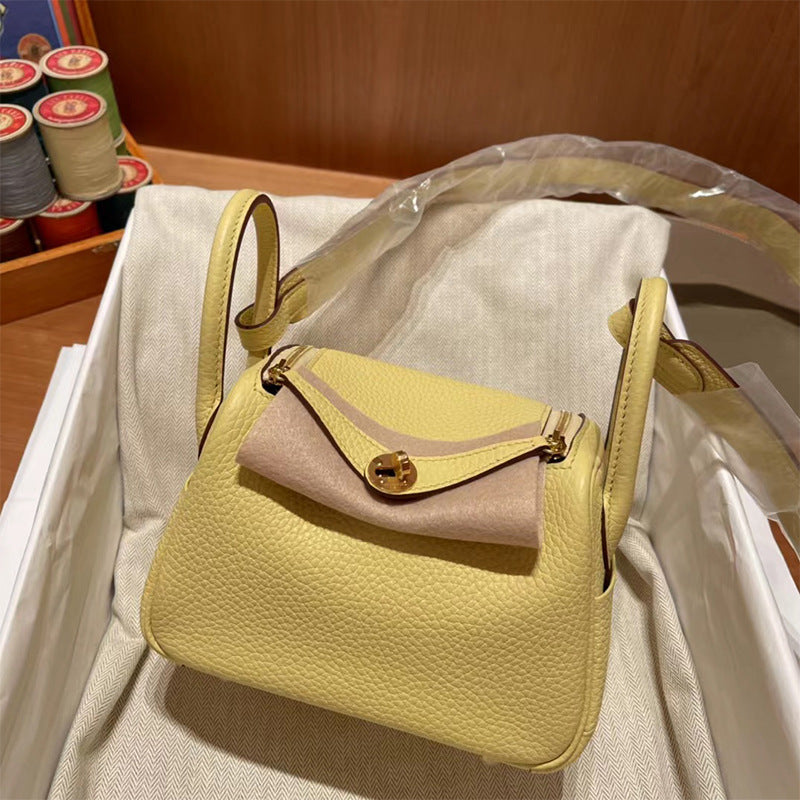Women's Hand Sewing Wax Line Lindi Doctor Crossbody Bags