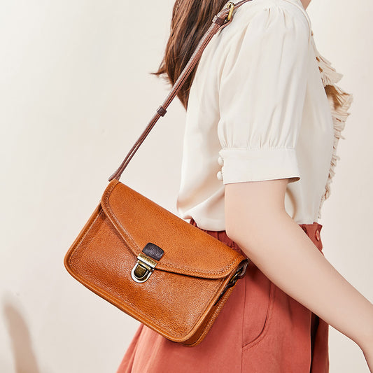 Women's Vegetable Tanning Leather Retro Envelope Genuine Crossbody Bags