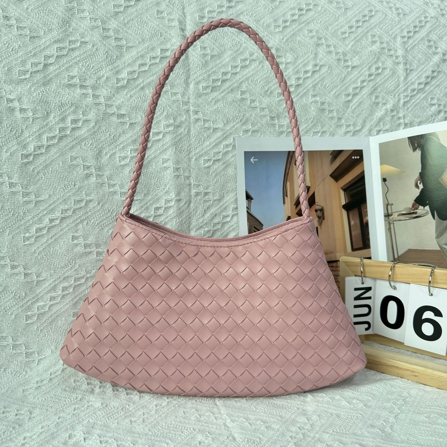 Women's Handmade Woven High-grade French Food Basket Shoulder Bags