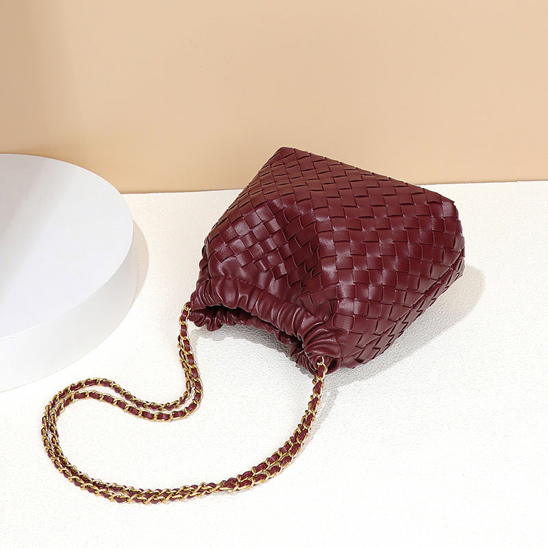 Cloud Trendy Refreshing Stylish Iron Chain Handbags