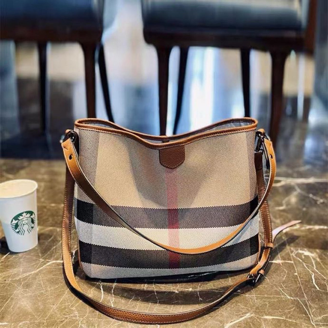 Women's Plaid Genuine Leather Trendy Fashionable Stylish Shoulder Bags