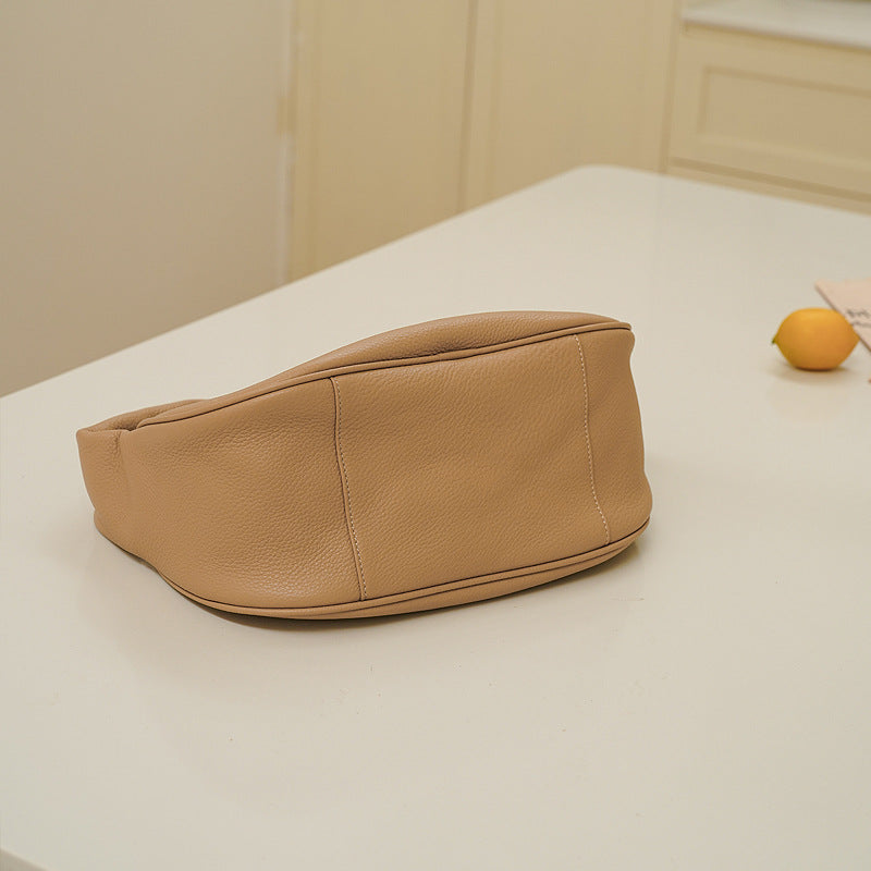 Women's Layer Cowhide Hand Soft Solid Color Bags