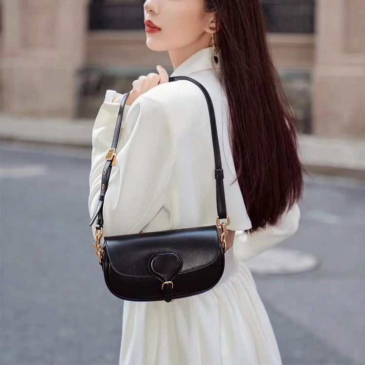 Women's Flip Saddle Simple Portable Crescent Leather Shoulder Bags