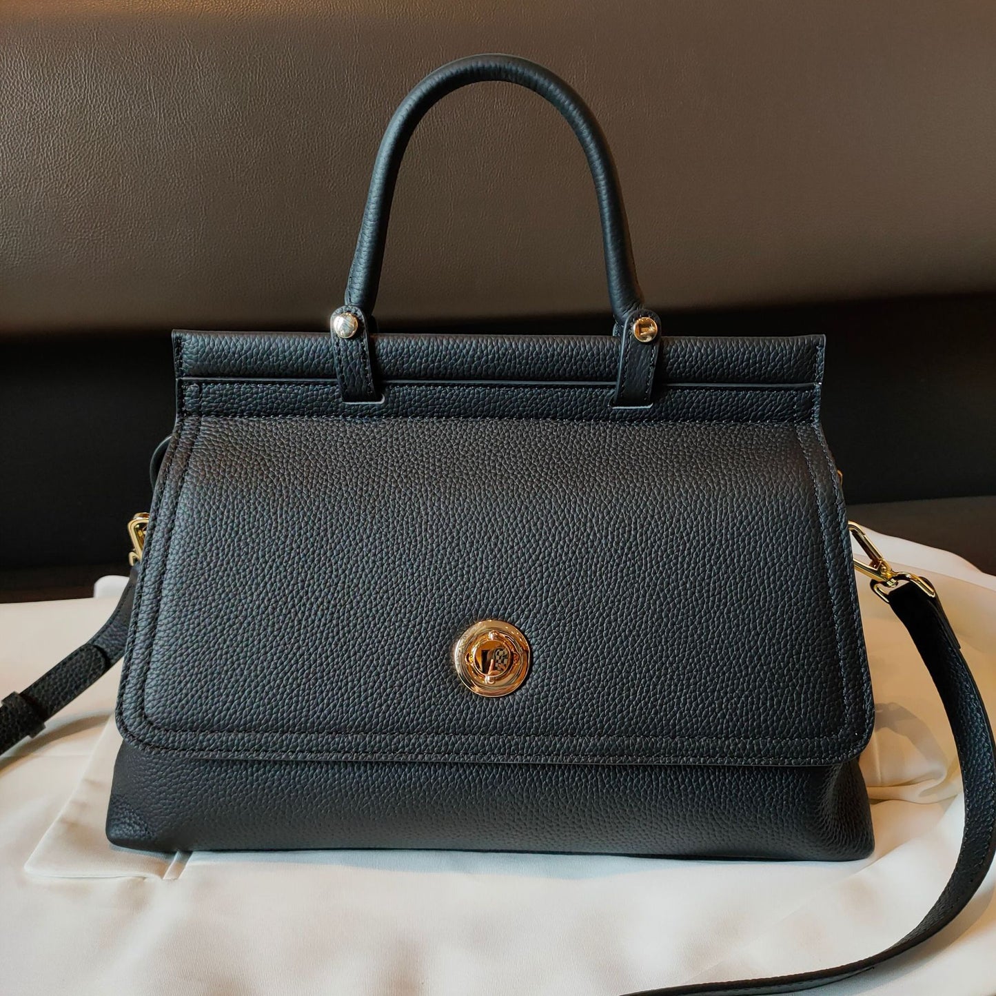 Women's High-grade Large Capacity Light Luxury Handbags