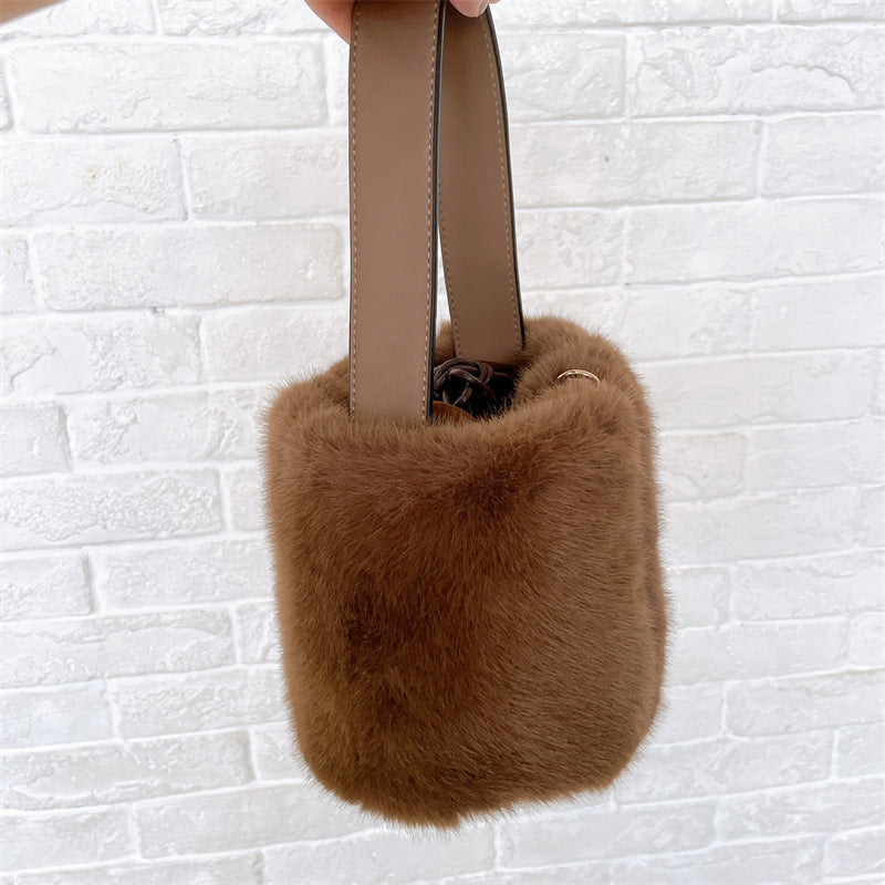 Attractive Graceful Casual Fashion Fur Portable Bucket Bags