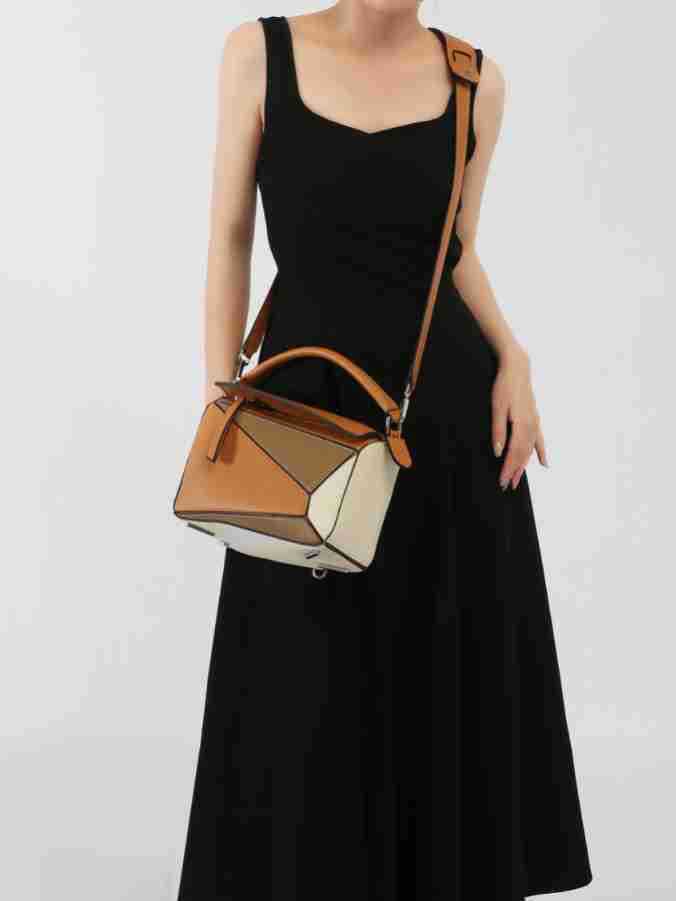 Women's Xi Geometric Stitching Portable Big Pillow Crossbody Bags