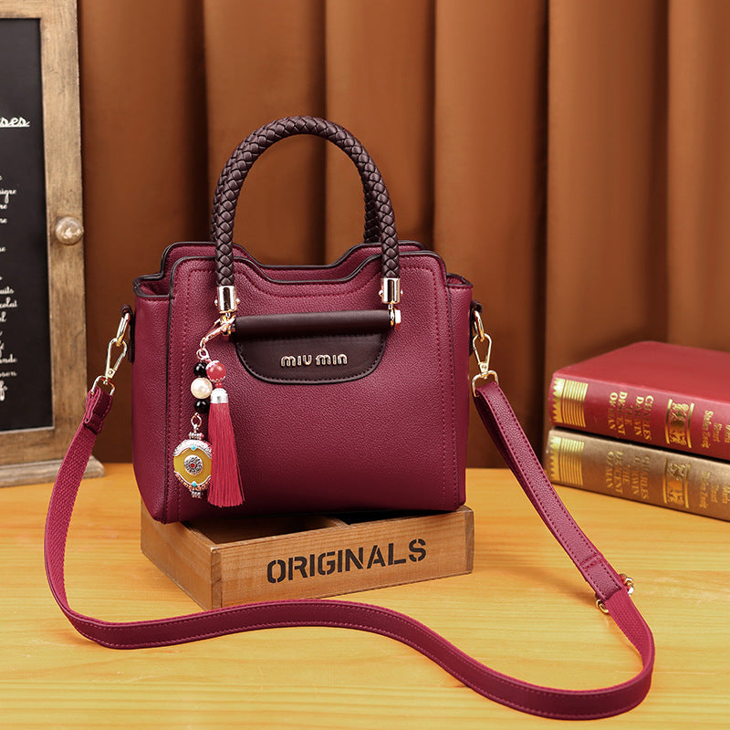 Women's Genuine Leather Fashionable Cowhide Elegant Crossbody Bags