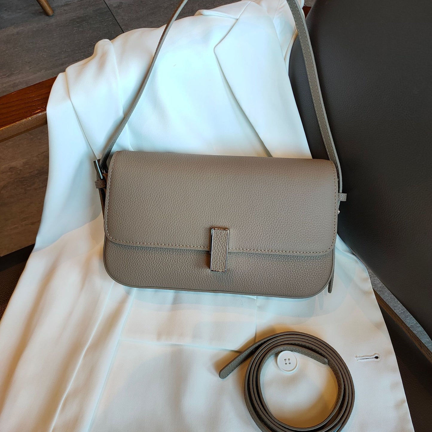 Simplicity Style Top Layer Cowhide Underarm Armpit Bags