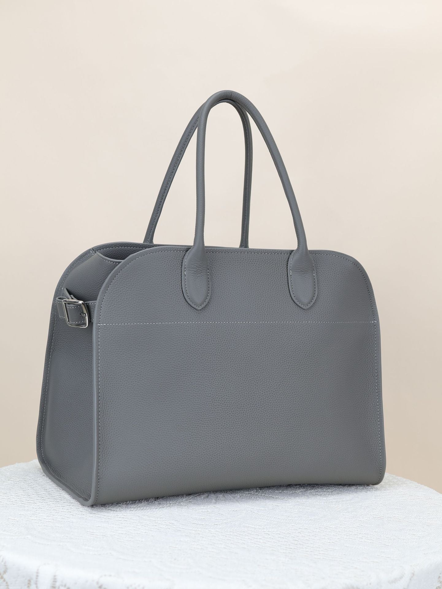 Women's Pattern Top Layer Cowhide Large Capacity Handbags