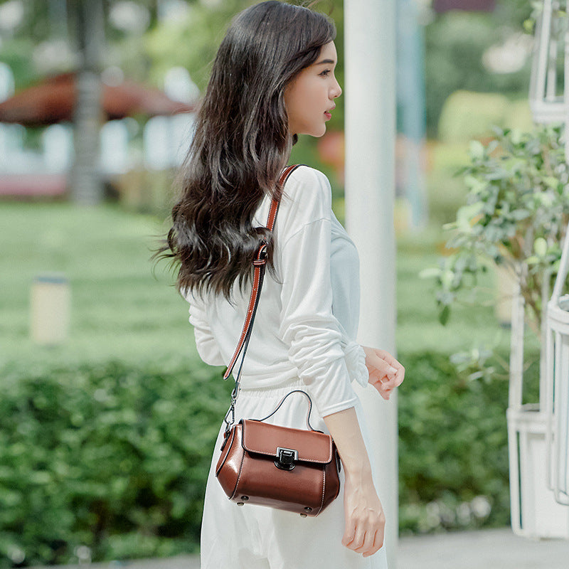 Women's Leather Underarm Fashion Summer Commute Crossbody Bags