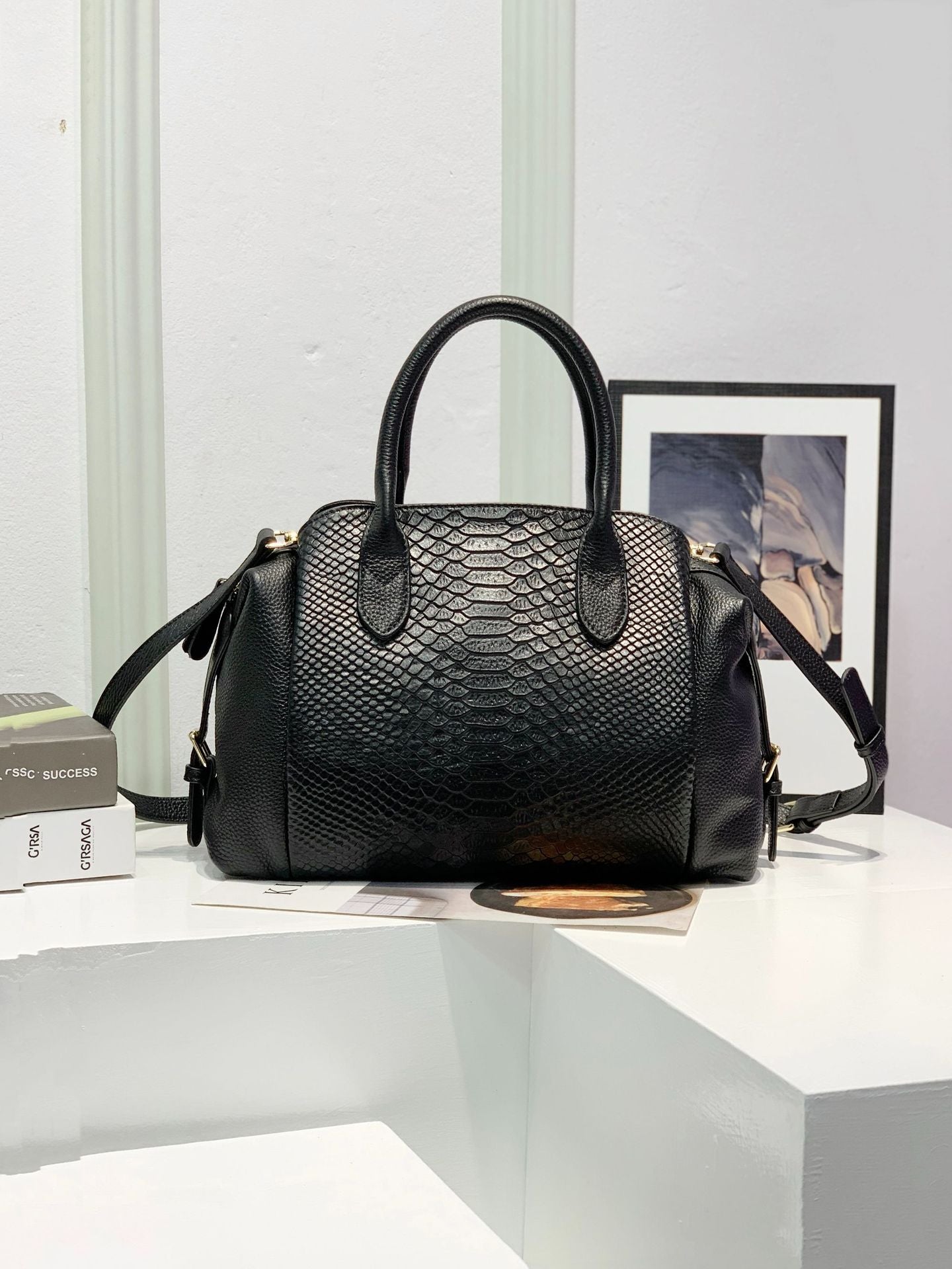 Women's Genuine Leather High-grade Light Luxury Crocodile Handbags