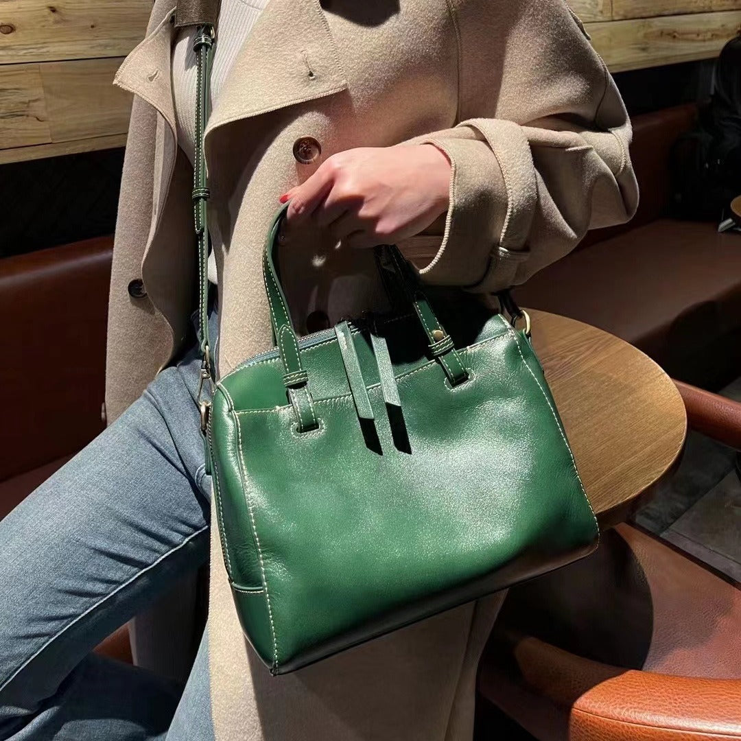 Layer Cowhide Big Vegetable Tanned Leather Handbags