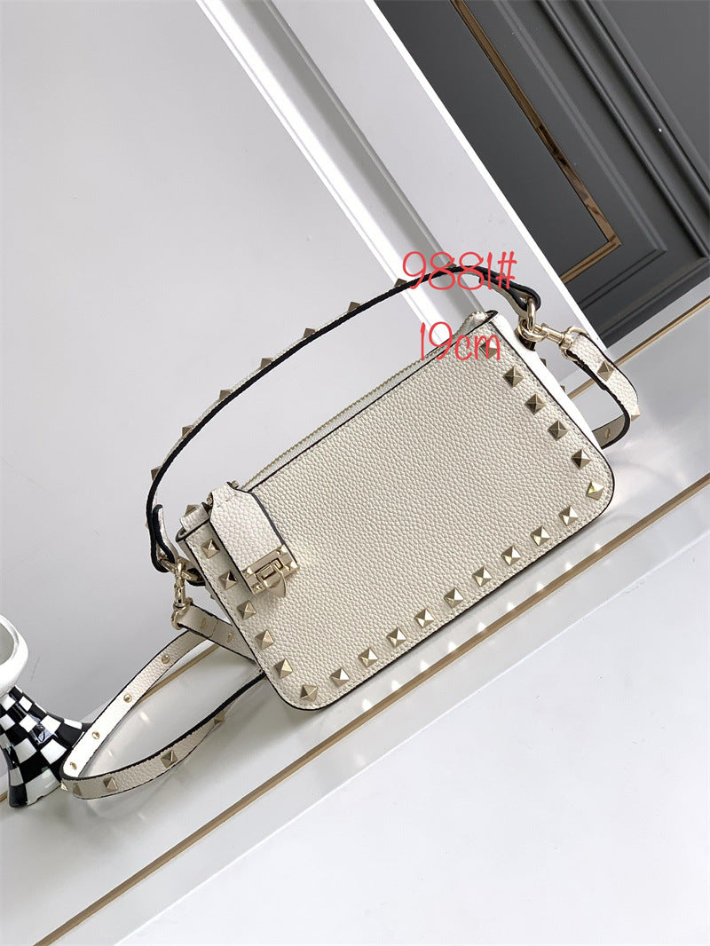 Studded Underarm Toe Cap Layer Versatile Crossbody Bags