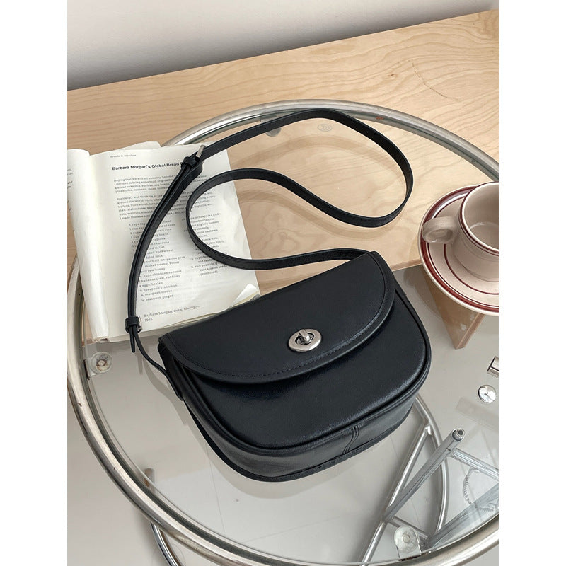 Women's Textured Vegetable Tanning Leather Saddle Fashion Crossbody Bags