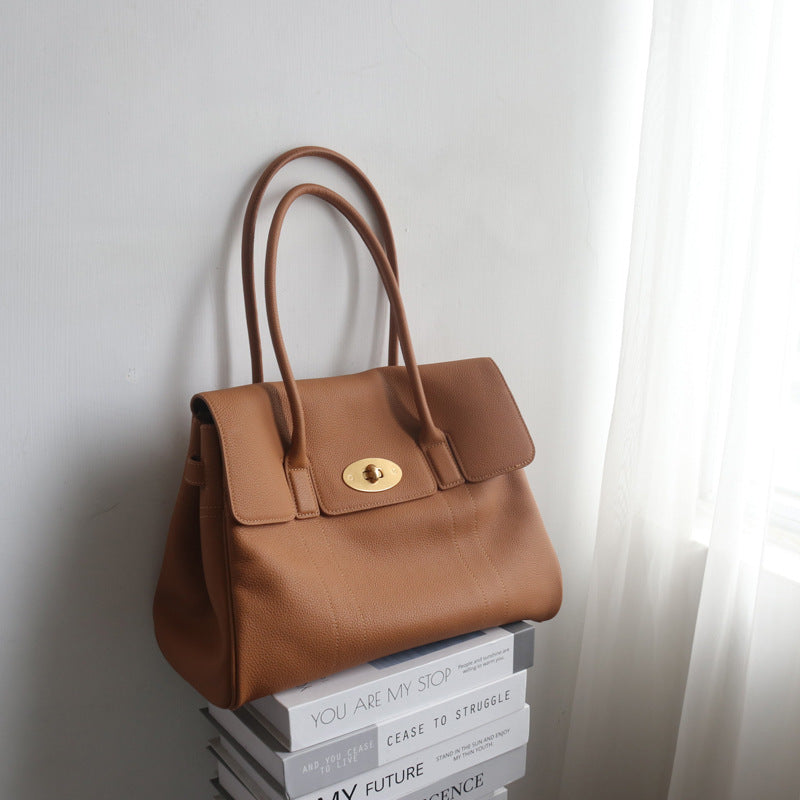 Women's Use British Retro Genuine Leather Commuter First Shoulder Bags