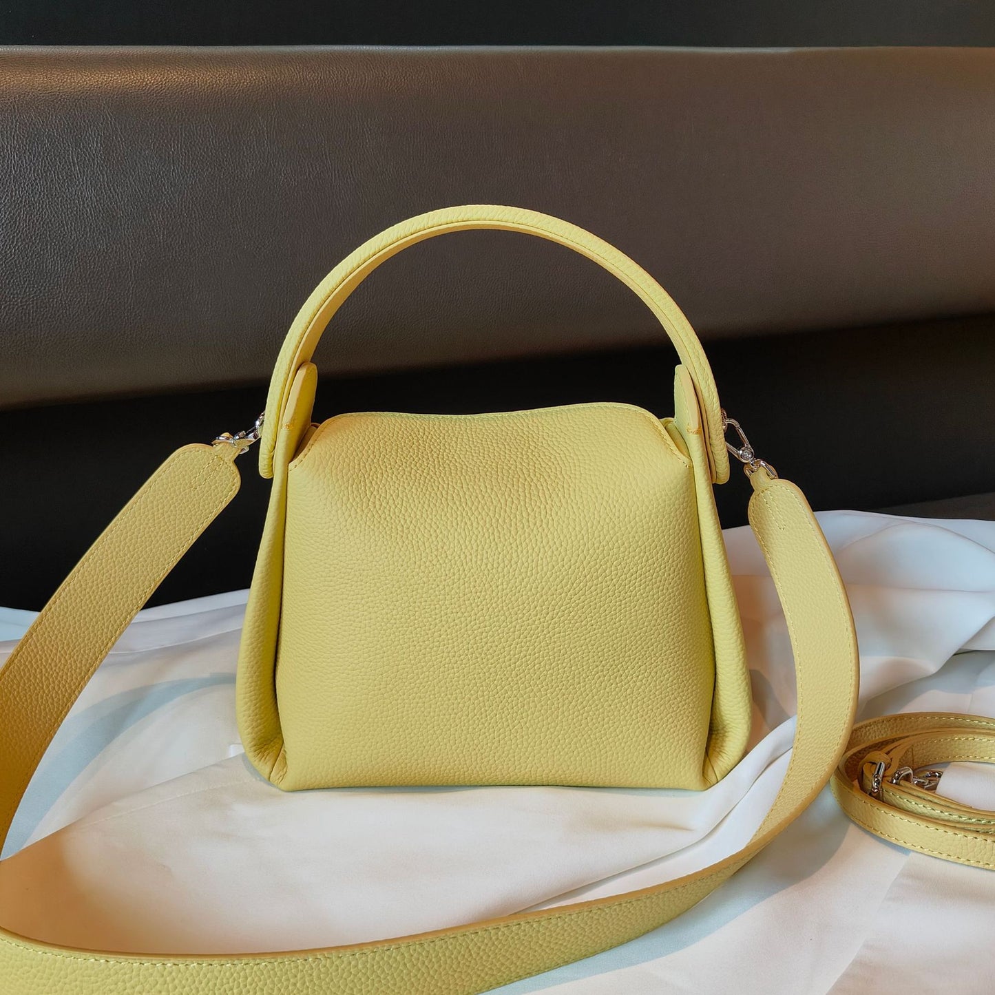 Women's Cigarette Design First Layer Cowhide Soft Handbags