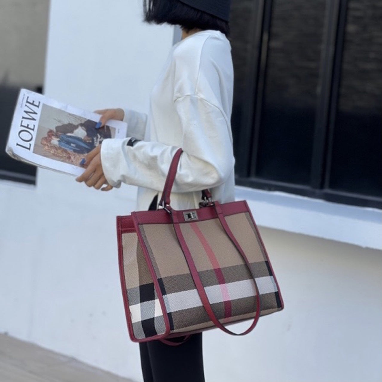 Women's Fashionable Genuine Leather Plaid Cowhide Big Shoulder Bags