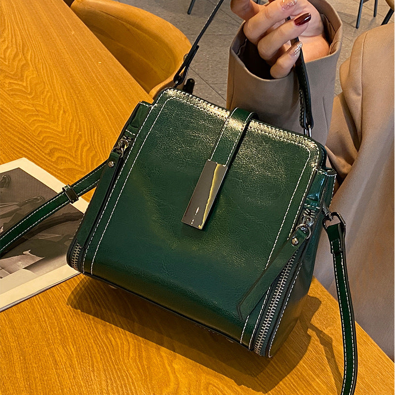 Women's Genuine Leather Fashionable Retro Portable High Sense Shoulder Bags