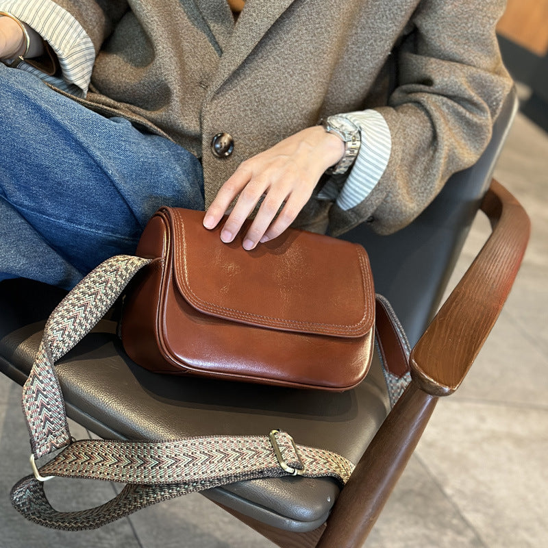 Women's Layer Cowhide Advanced Texture Trendy Leather Shoulder Bags