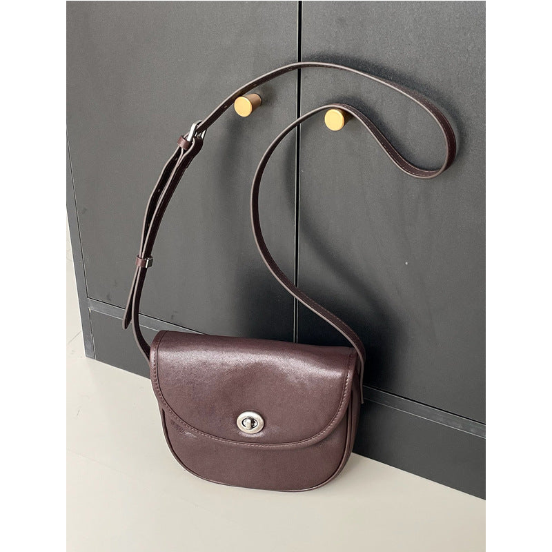 Women's Textured Vegetable Tanning Leather Saddle Fashion Crossbody Bags