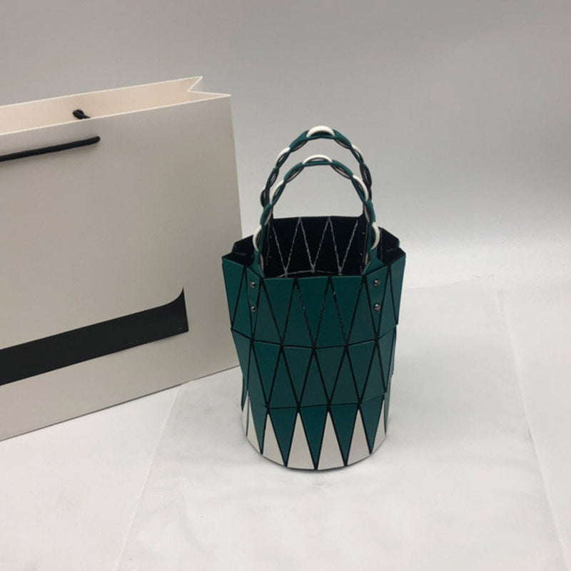 Women's Original Vegetable Basket Underarm Triangle Diamond Pattern Handbags