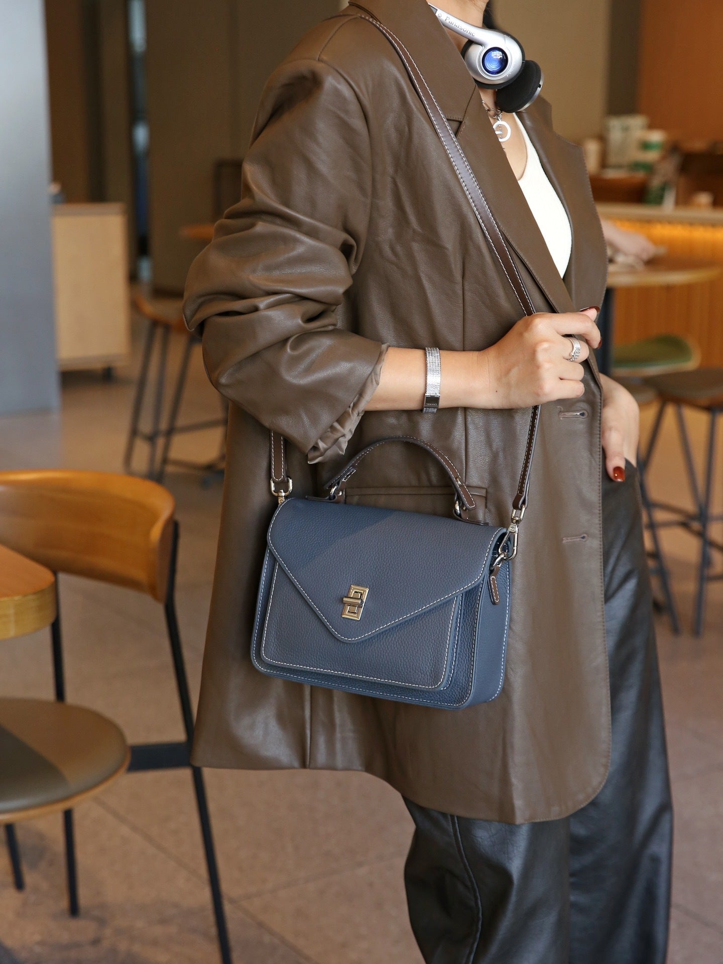 Women's Cool Leather Summer Commuter French Crossbody Bags