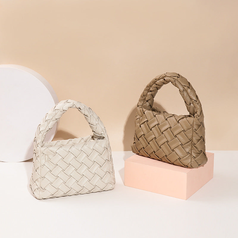 Women's Woven Summer Simple Soft Fashion Design Handbags