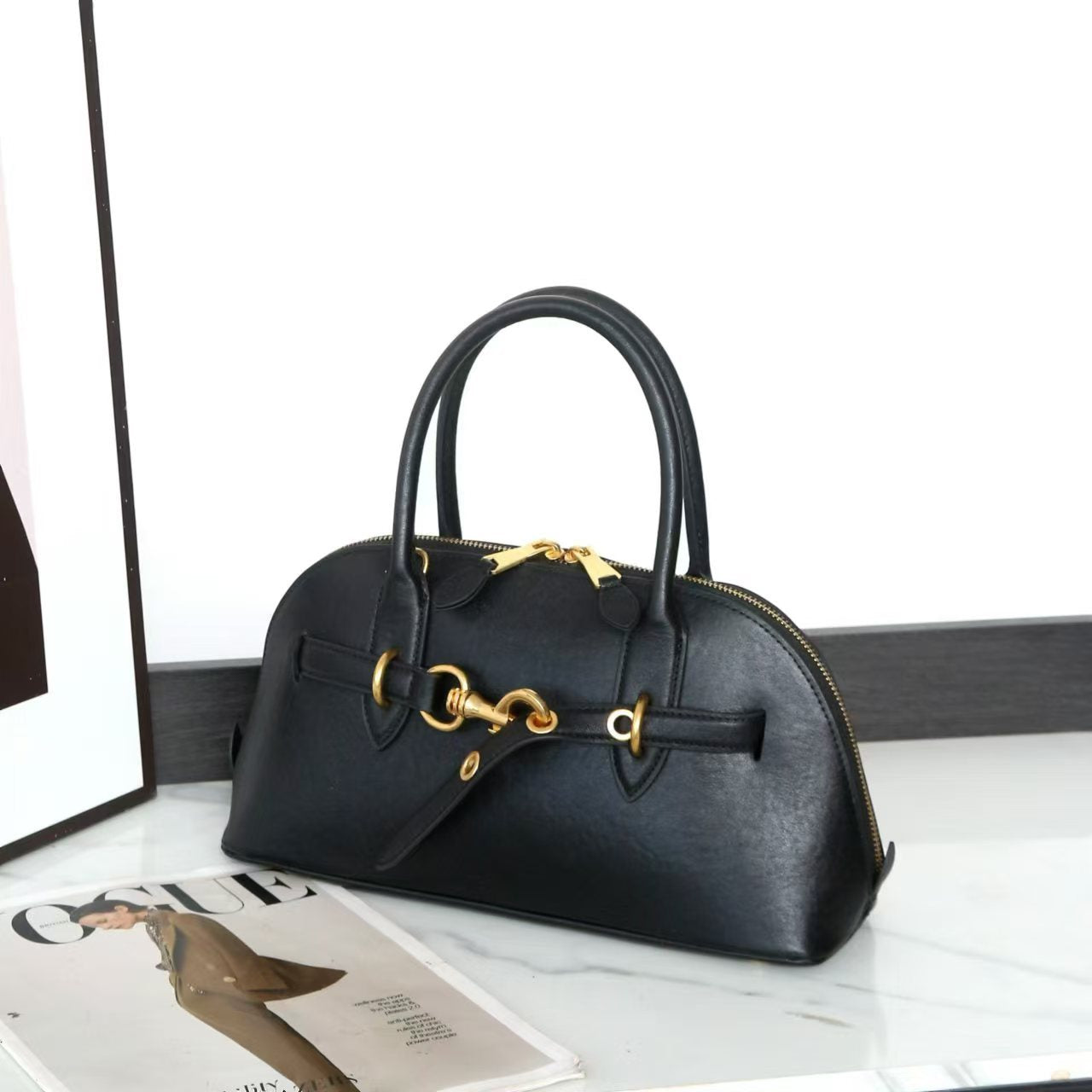 Women's High Sense Vintage Shell Wild Genuine Handbags