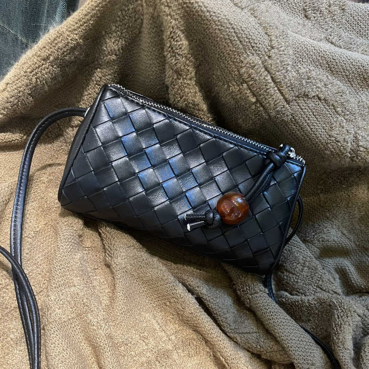 Women's Cowhide Woven Design Dumpling Leather Shoulder Bags