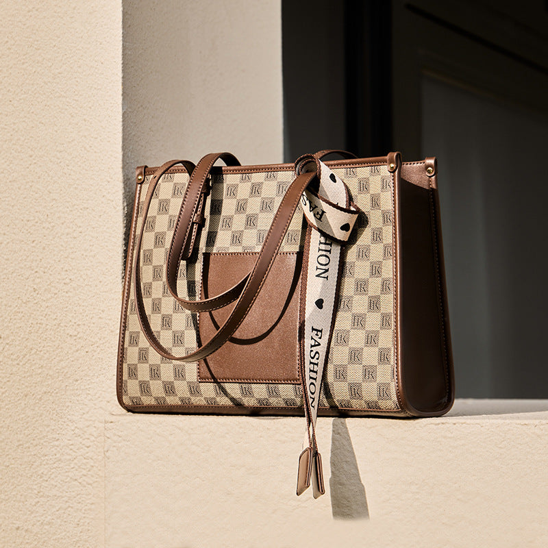 Women's Large Capacity High-grade Western Style Big Handbags