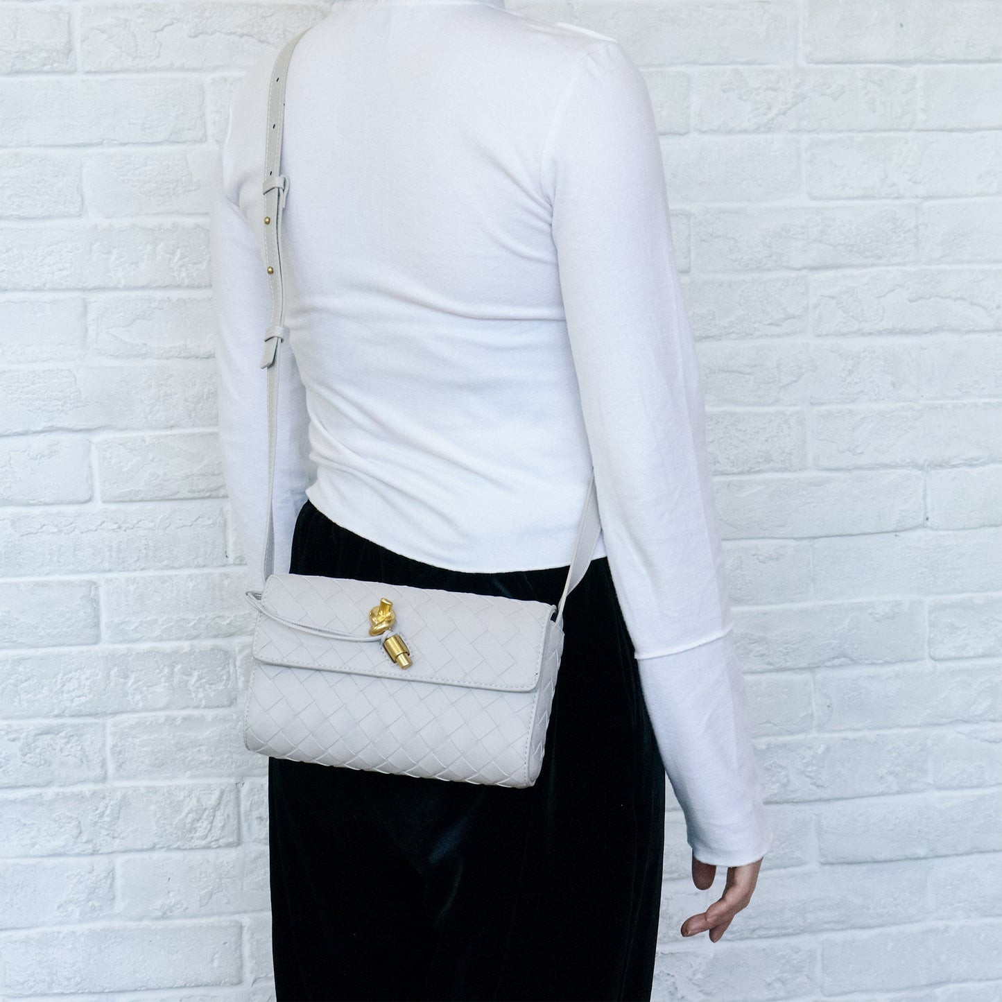 Woven Cowhide Golden Classic Style Rhombus Crossbody Bags