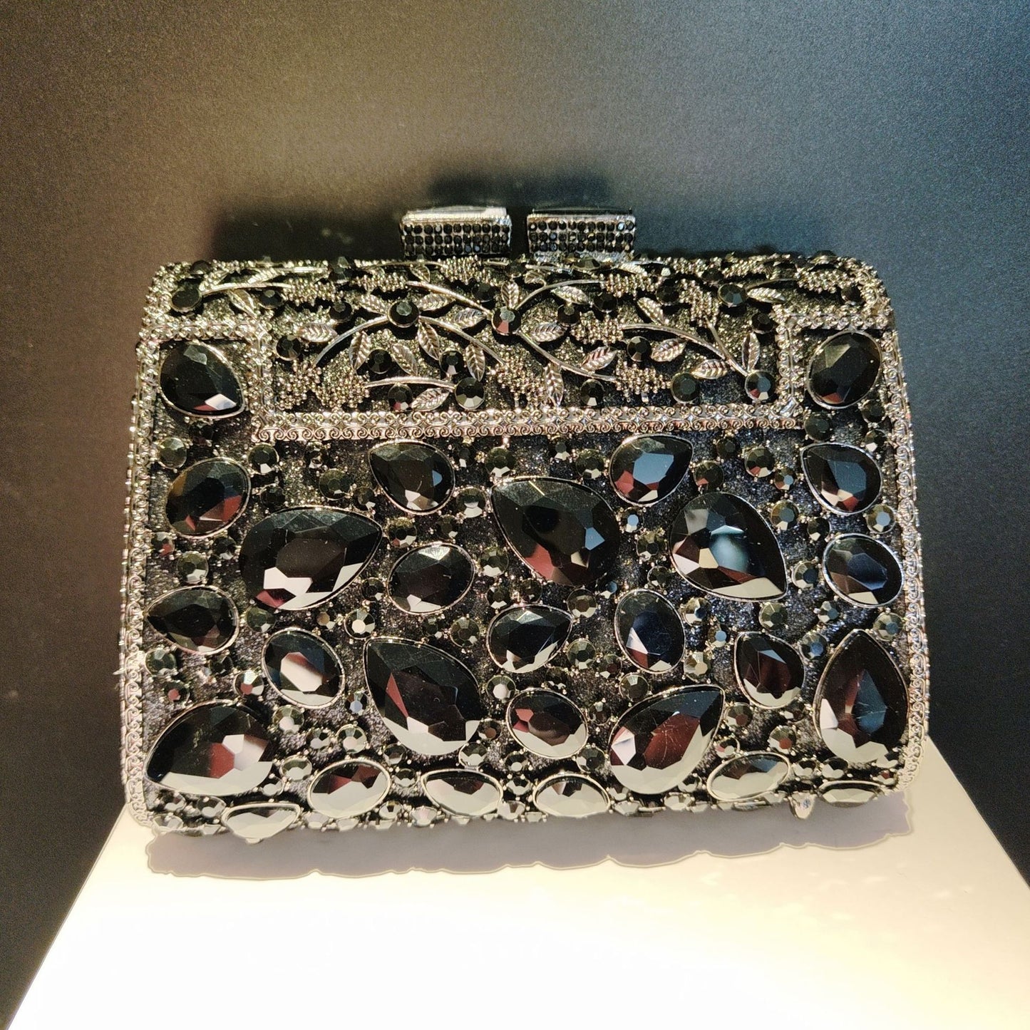 Banquet Party Metal Clutch Inlaid With Evening Bags