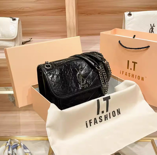 Women's Cool Genuine Leather Wandering Chain Bags