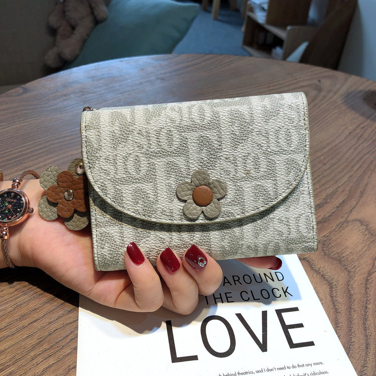 Women's Trendy Short Thin Simple Folding Ladies Wallets